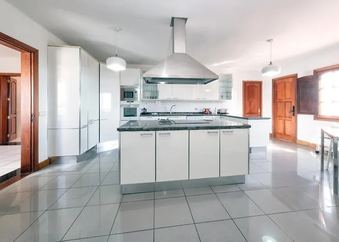 Luciano 'spirit Of The Canaries' By Lanzarote