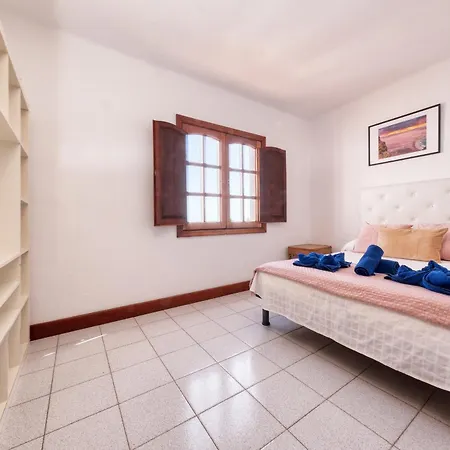 Luciano 'spirit Of The Canaries' By Lanzarote Tías