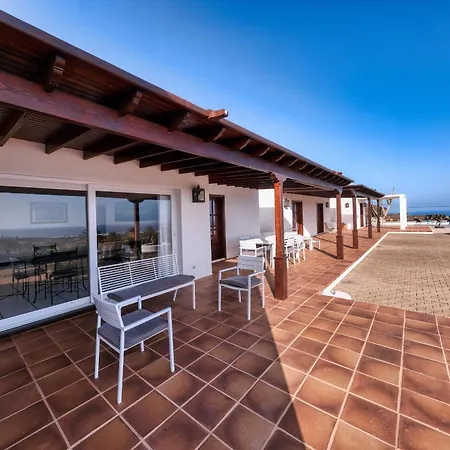 Luciano 'spirit Of The Canaries' By Lanzarote Villa Tías