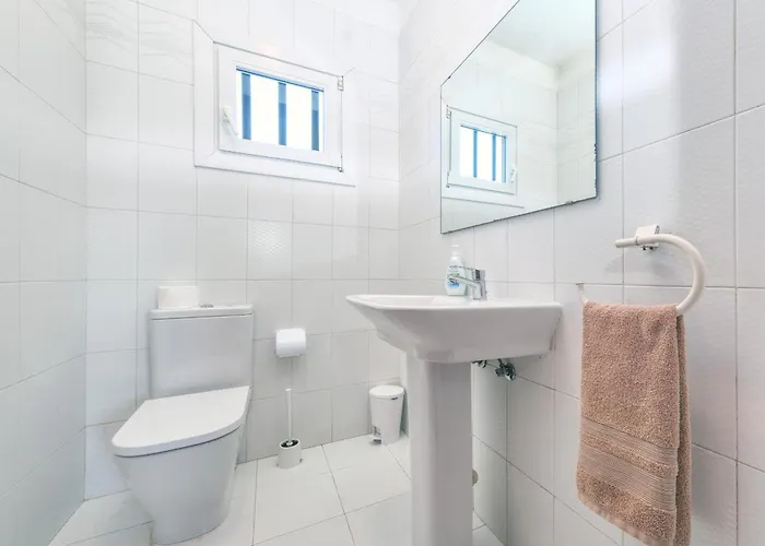 Luciano 'spirit Of The Canaries' By Lanzarote * ティアス