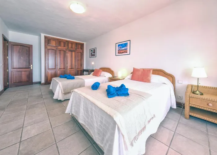 Luciano 'spirit Of The Canaries' By Lanzarote * ティアス